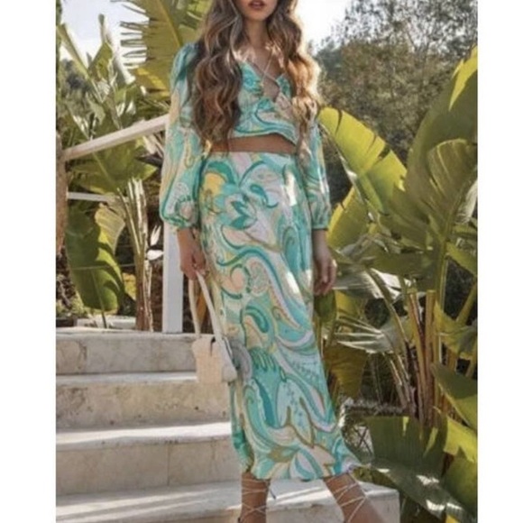 ZARA Set Green Swirl Floral Paisley Print Silky Viscose Midi Skirt & Crop Top - Picture 1 of 16